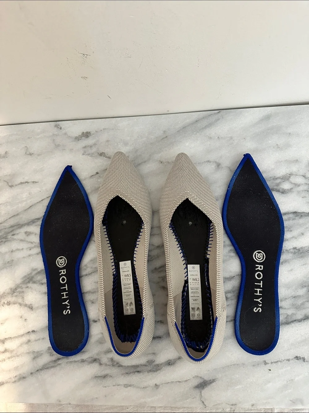 Rothy's Pointed Knit Flats in Light Gray with Blue Trim women’s sz 8.5